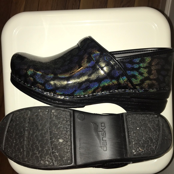 dansko iridescent leopard